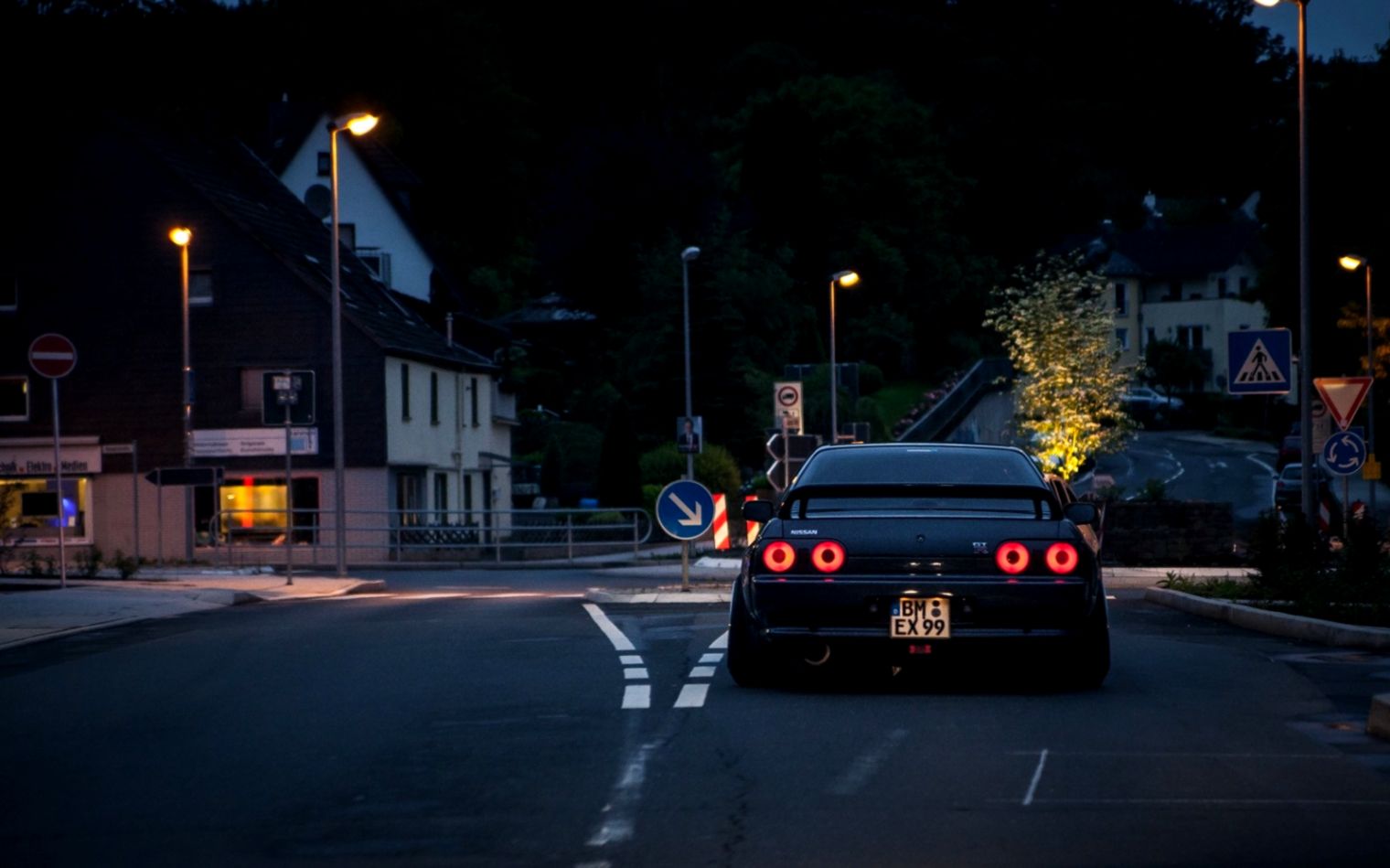 Street Evening Midnight Stancenation Bbs Night - Skyline R32 Gtr 4k - HD Wallpaper 