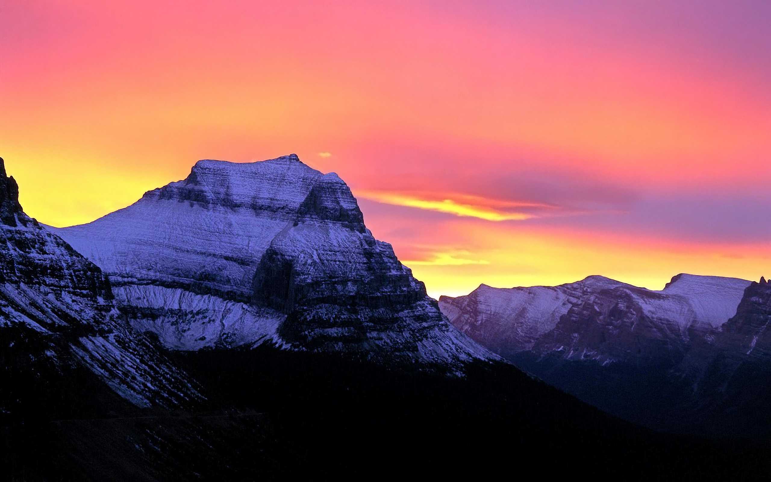 Snowy Mountain With A Sun Set - HD Wallpaper 