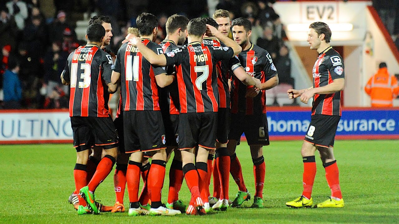 Huddle - HD Wallpaper 