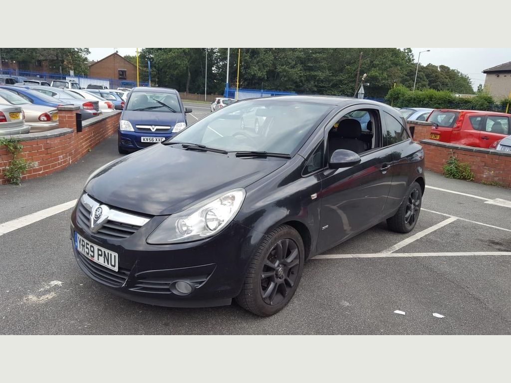 Opel Corsa - HD Wallpaper 