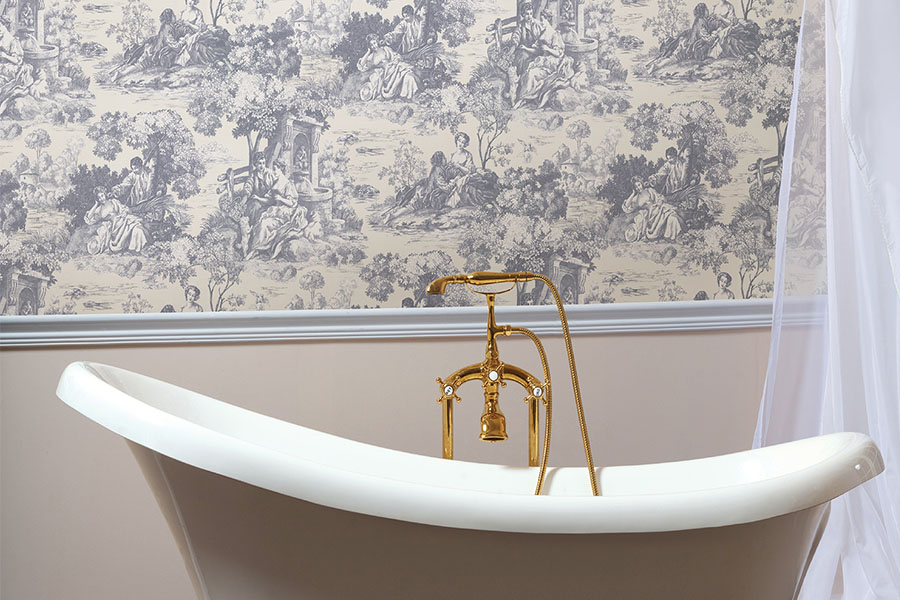 Attractive Wallpaper Bathroom Idea Capricious For Small - Bathroom - HD Wallpaper 