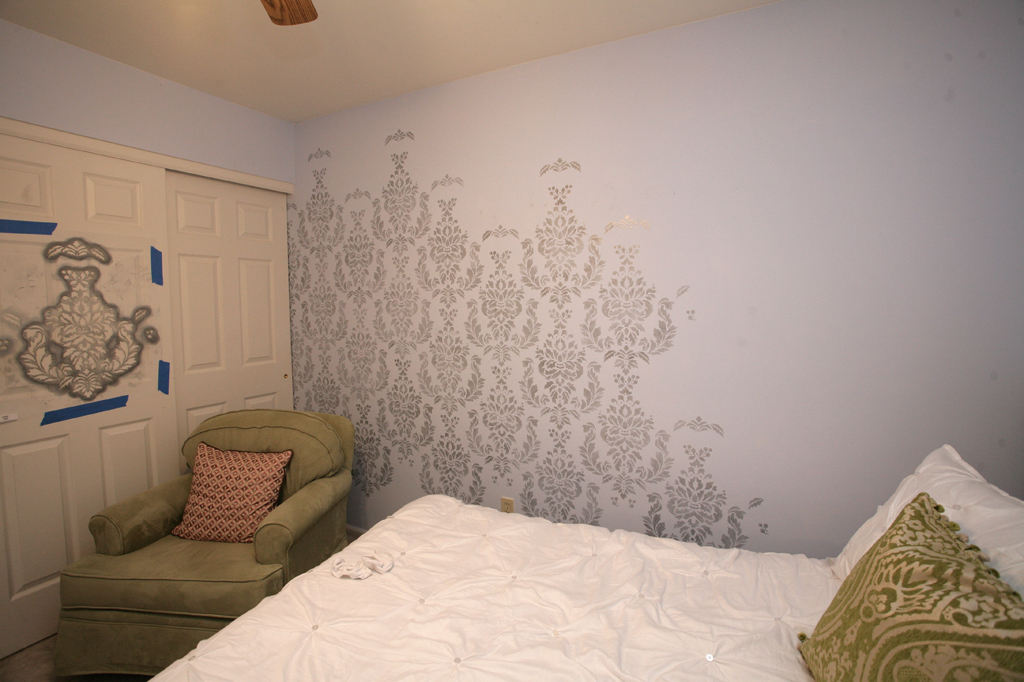 Damask Stencil Wall - HD Wallpaper 