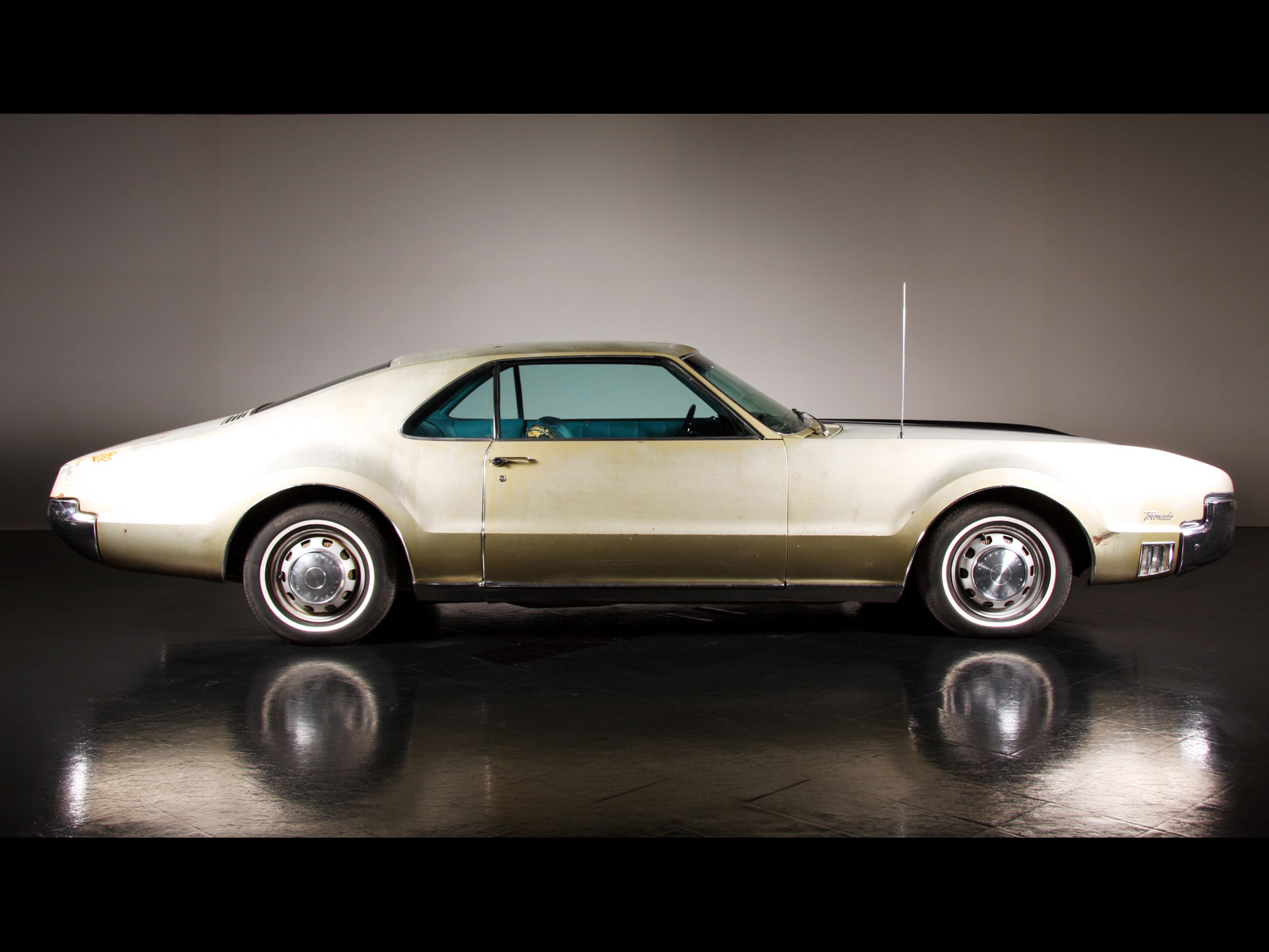 1967 Oldsmobile Toronado Side 1920x1440 Wallpaper Teahub Io