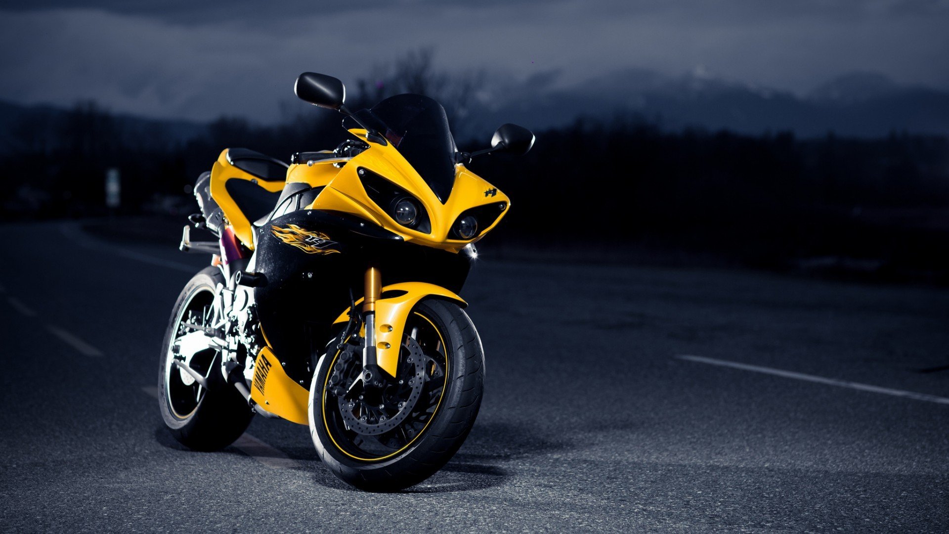 Night Roads Motorbikes Yamaha Yzf-r1 - Yamaha R1 - HD Wallpaper 