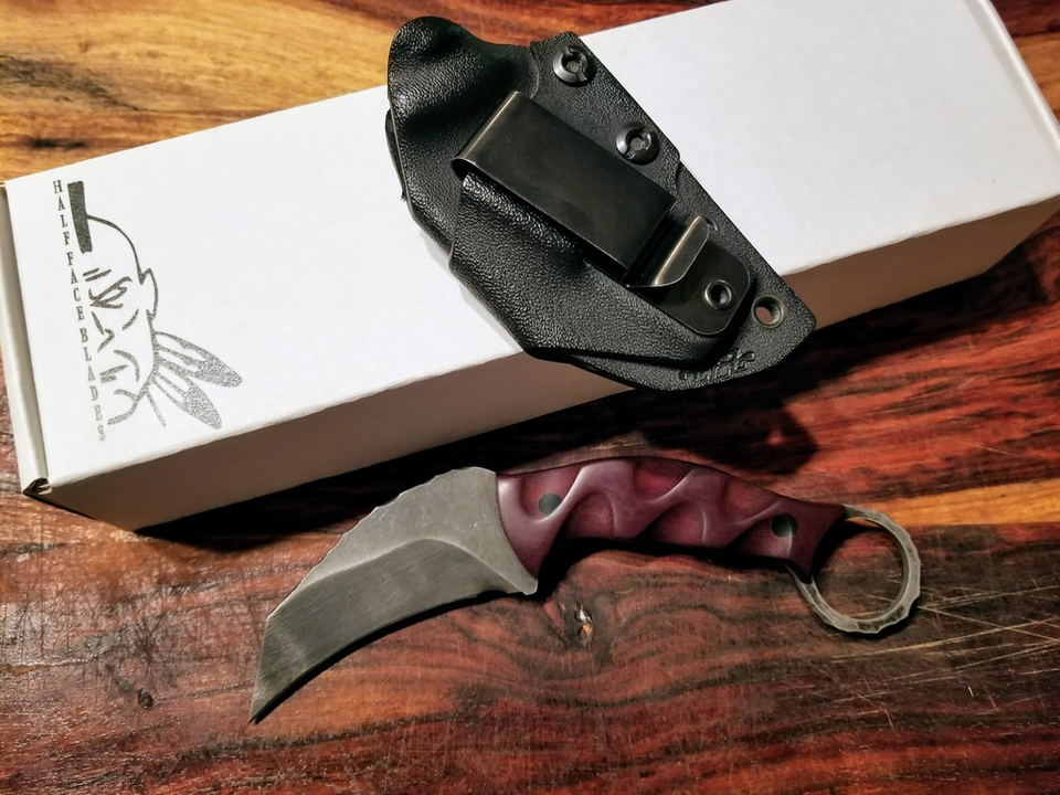 Half Face Blades Karambito - HD Wallpaper 