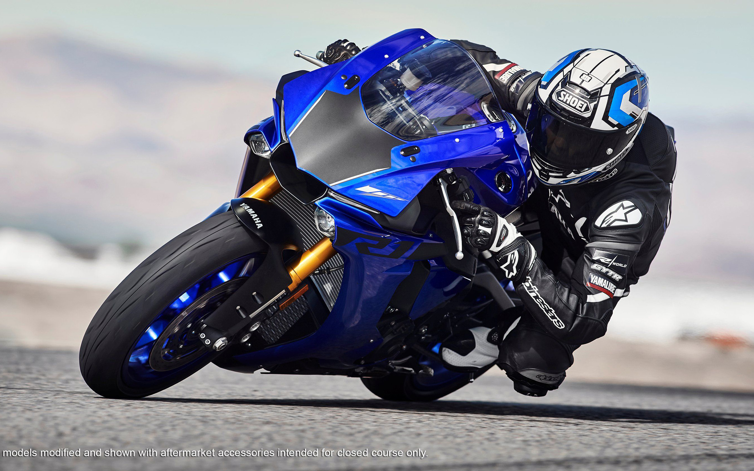 Yamaha Yzf R1, Sportsbikes, 2019 Bikes, Rider In Motorcycle, - HD Wallpaper 