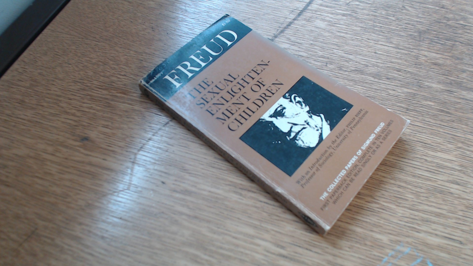 Novel - HD Wallpaper 