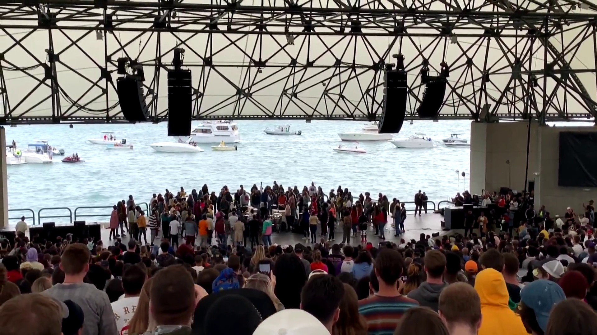 Audience - HD Wallpaper 