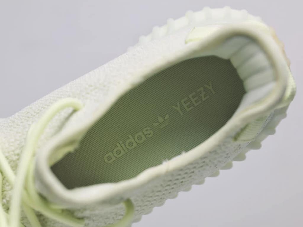 Yeezy Boost 350 Wallpaper - HD Wallpaper 