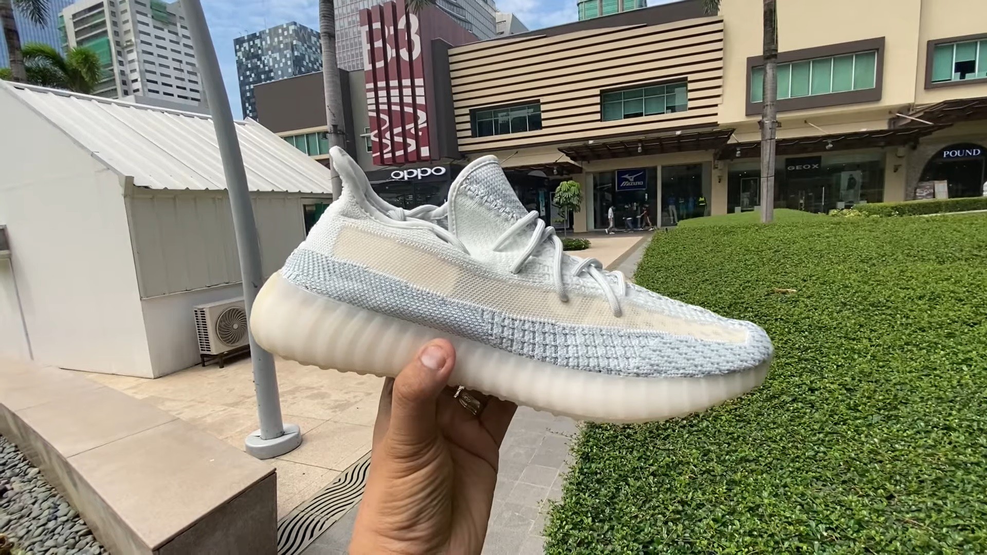 Adidas Yeezy Boost 350 V2 Cloud White Review - Artificial Turf - HD Wallpaper 