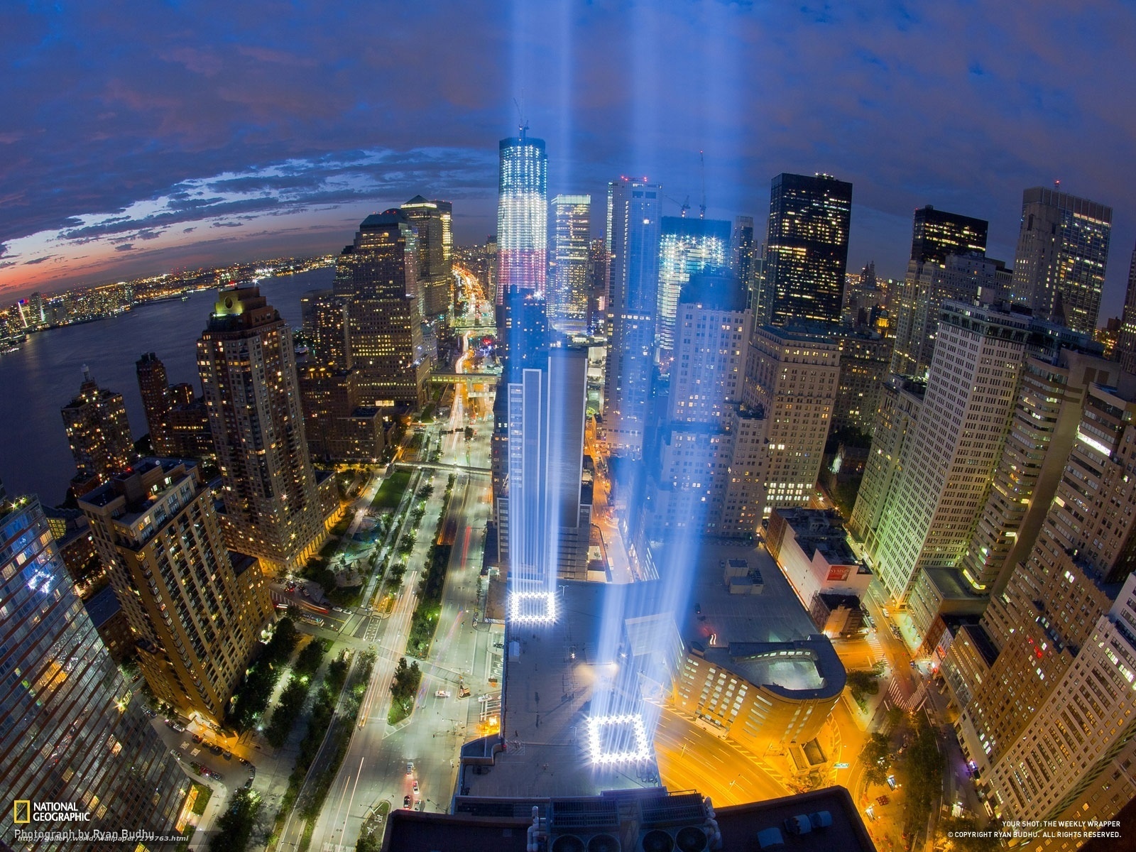 Download Wallpaper New York, September 11, Memory, - 9 11 Memorial Lights At Night - HD Wallpaper 