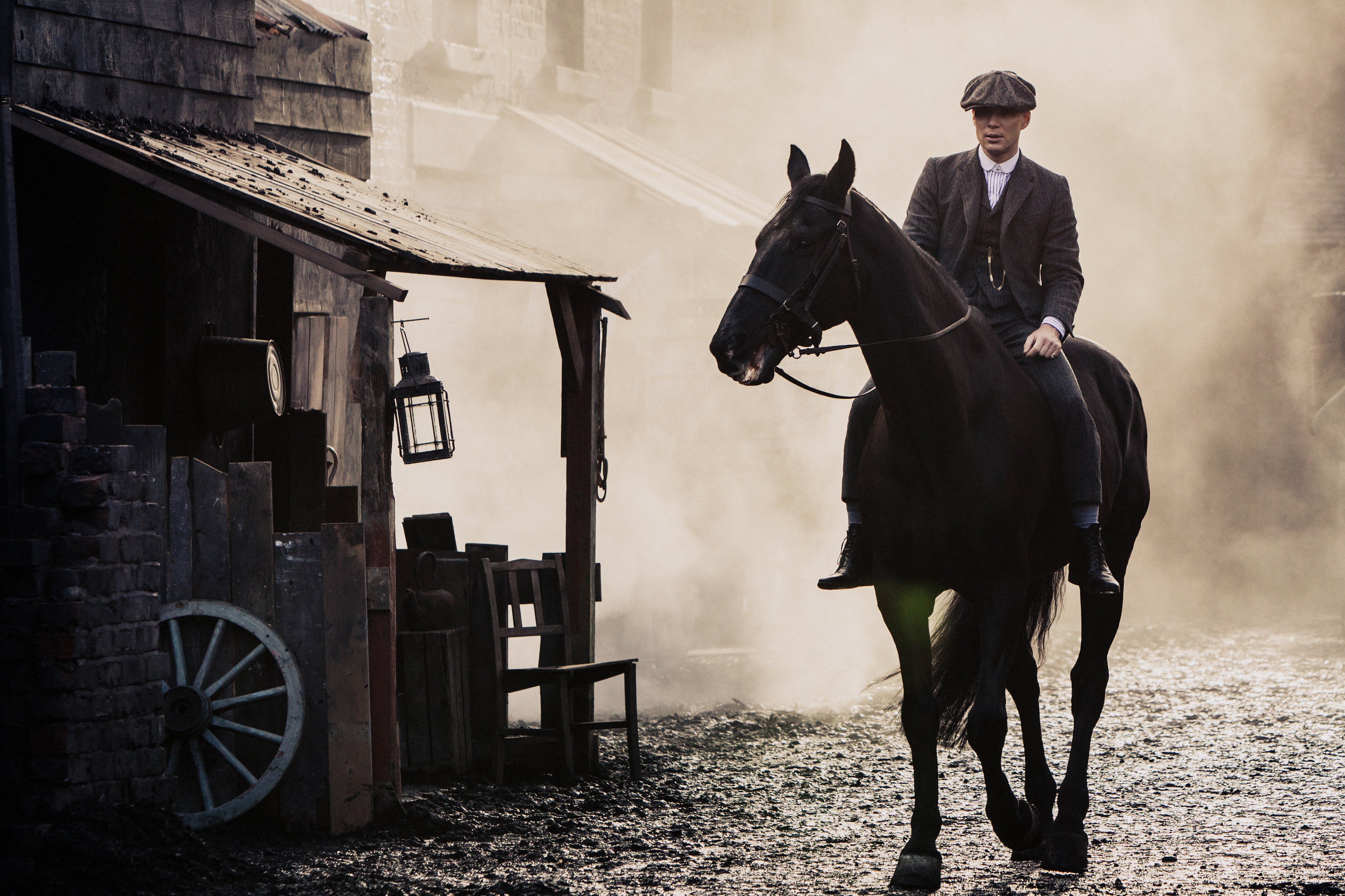 Thomas Shelby And Horse - HD Wallpaper 