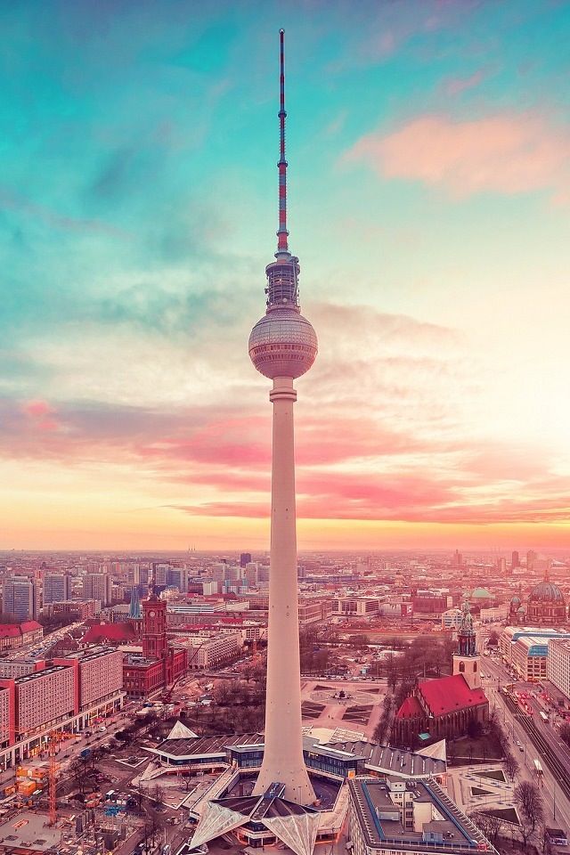 Fernsehturm Berlin - HD Wallpaper 