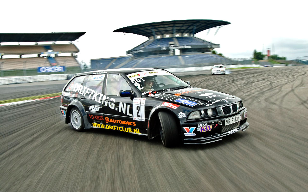 E46 Touring Drift Car - HD Wallpaper 