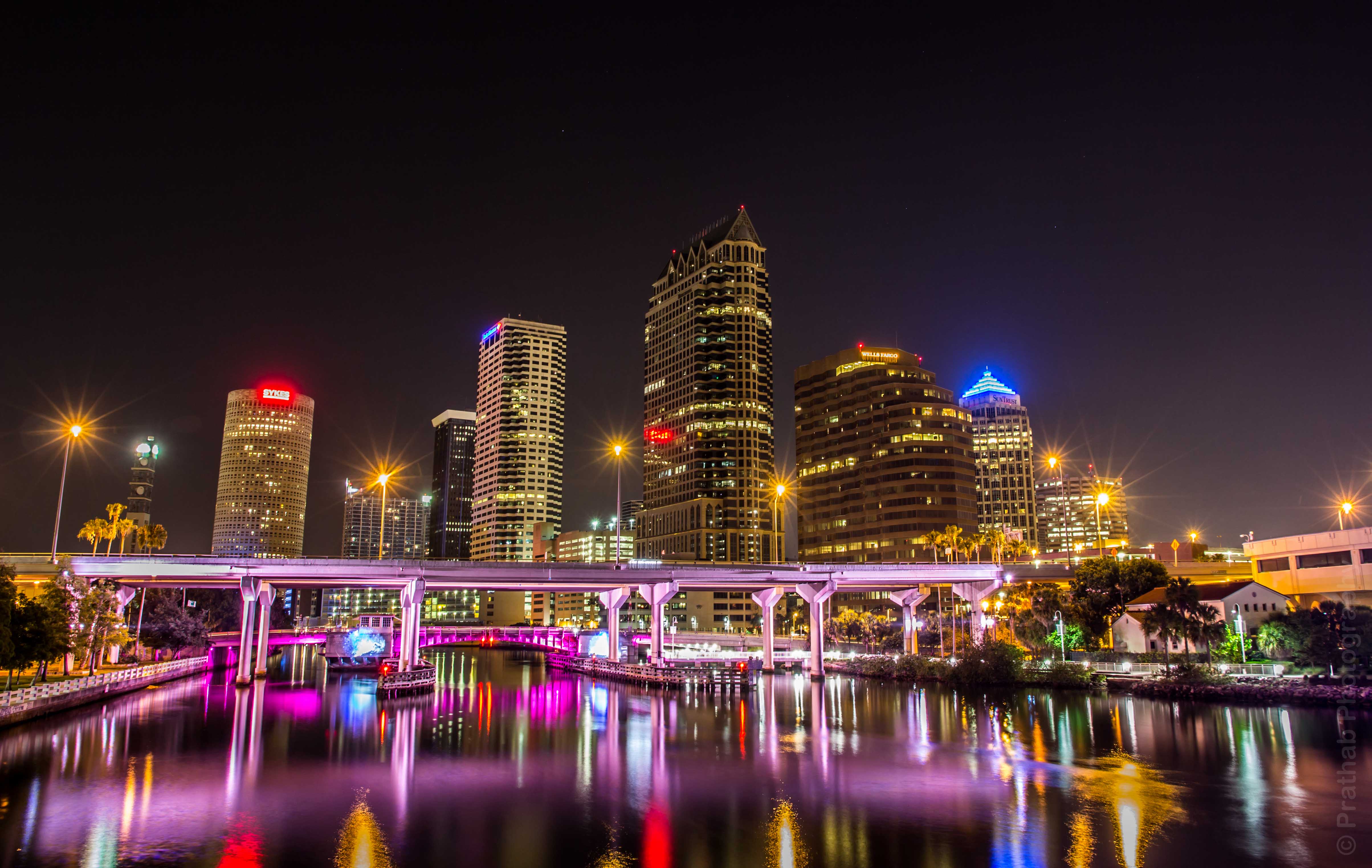 Travel & World Tampa Bay Nights Wallpapers - Tampa Bay Lightning Playoffs 2019 - HD Wallpaper 