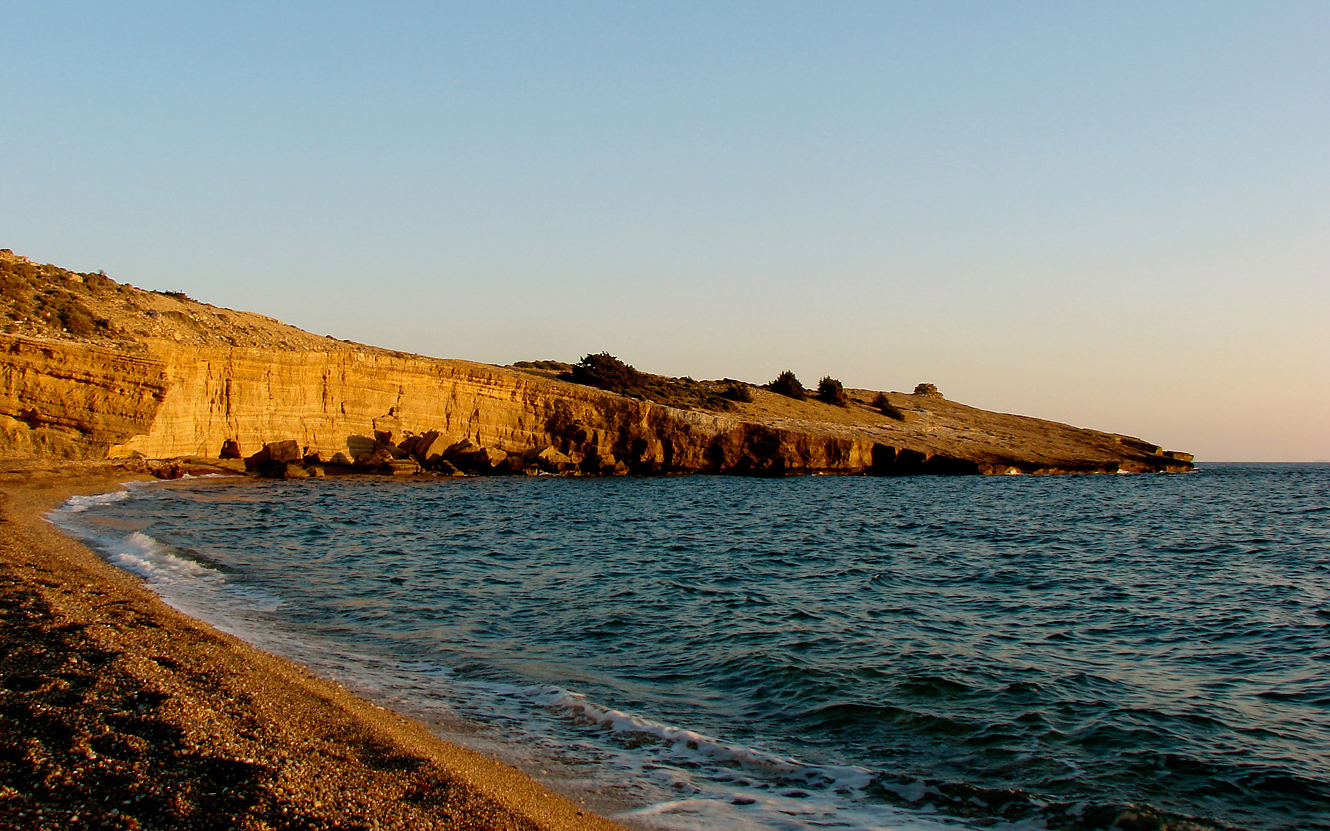 Large Bay Desktop Pc And Mac Wallpaper - Desktop Background Large - HD Wallpaper 