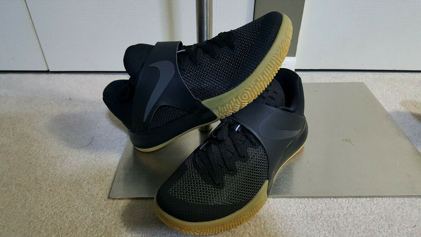 Sneakers - HD Wallpaper 