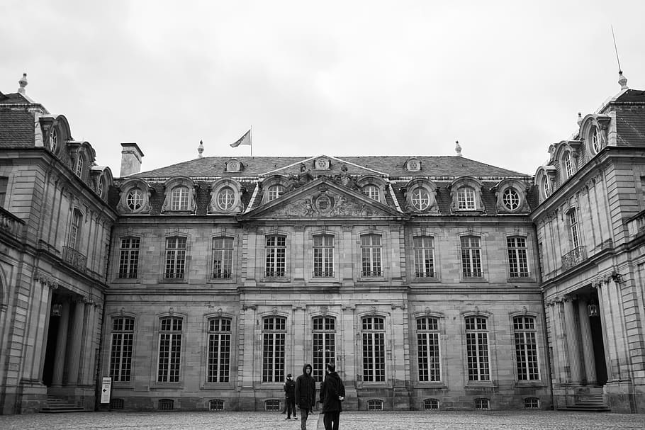 Palais Rohan Strasbourg - HD Wallpaper 