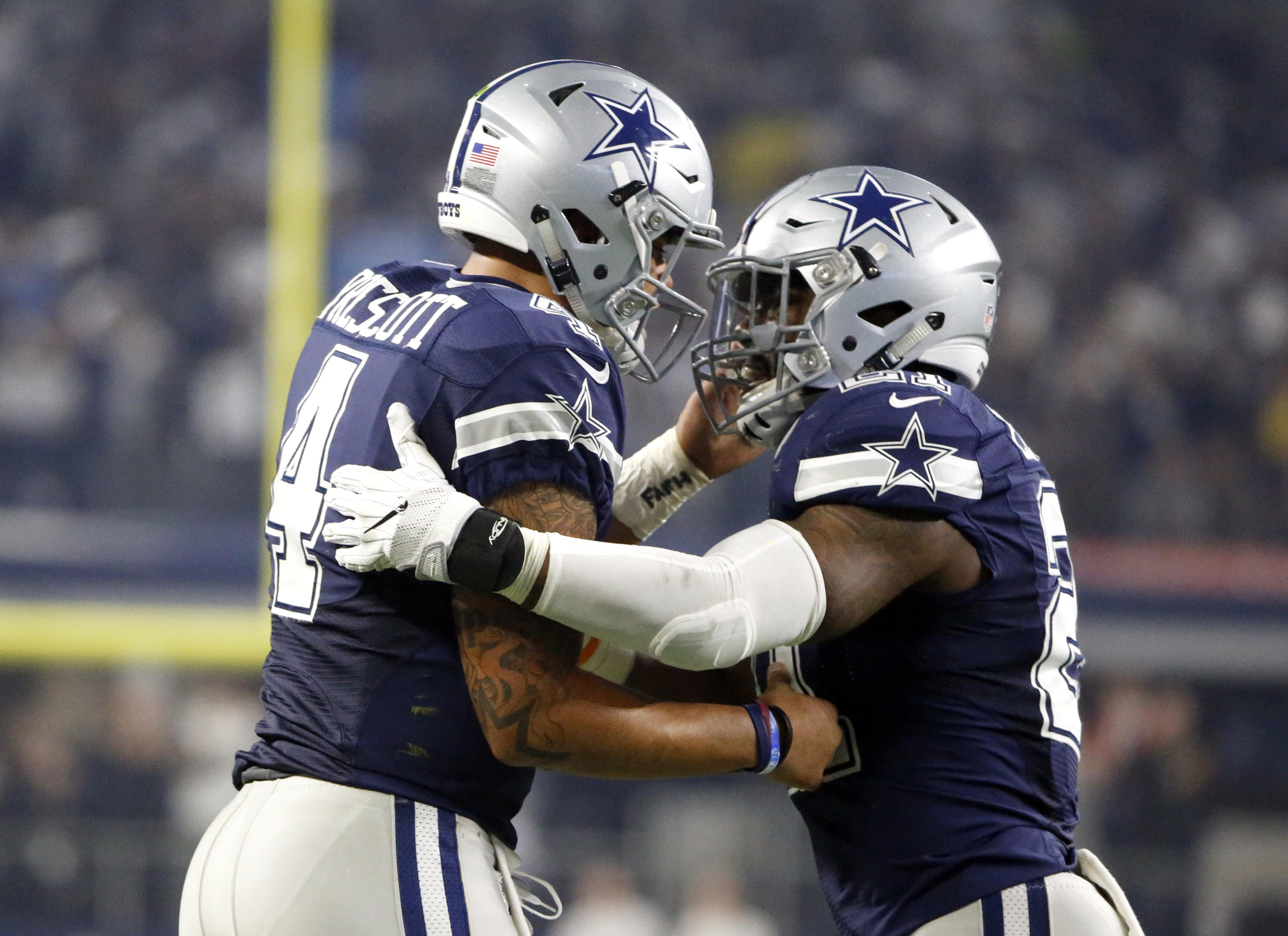 Rookies Dak Prescott, Ezekiel Elliott Lead Cowboys - Dak Prescott And Ezekiel Elliott - HD Wallpaper 