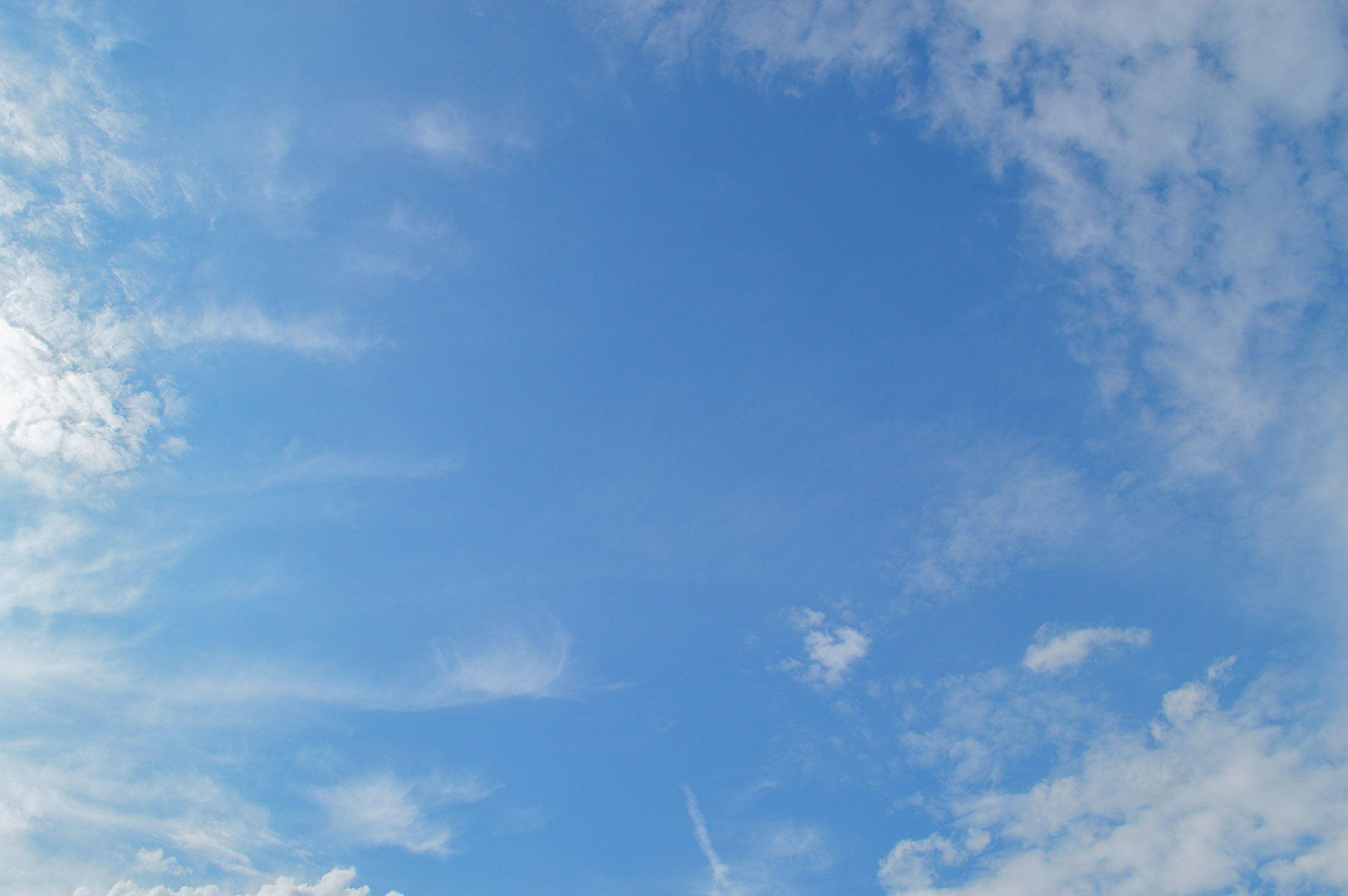 Almost Clear Sky For 2200 X 1463 Resolution - Clear Sky Texture - HD Wallpaper 