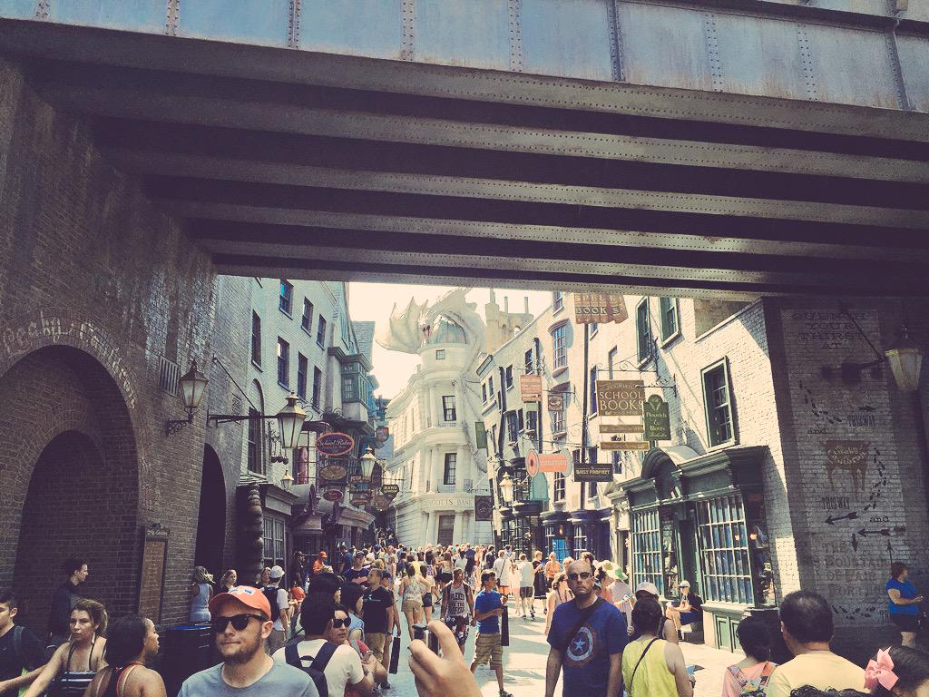 Crowd - HD Wallpaper 