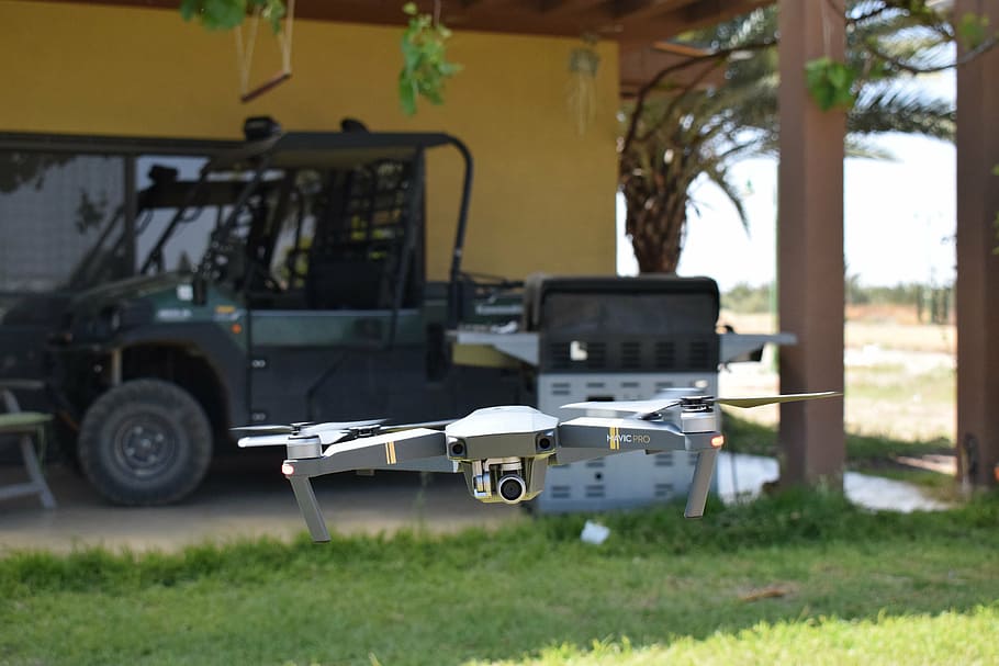 Dji Mavic Pro On Flight, Drone, Camera, Remote, 4k, - Dji Mavic - HD Wallpaper 