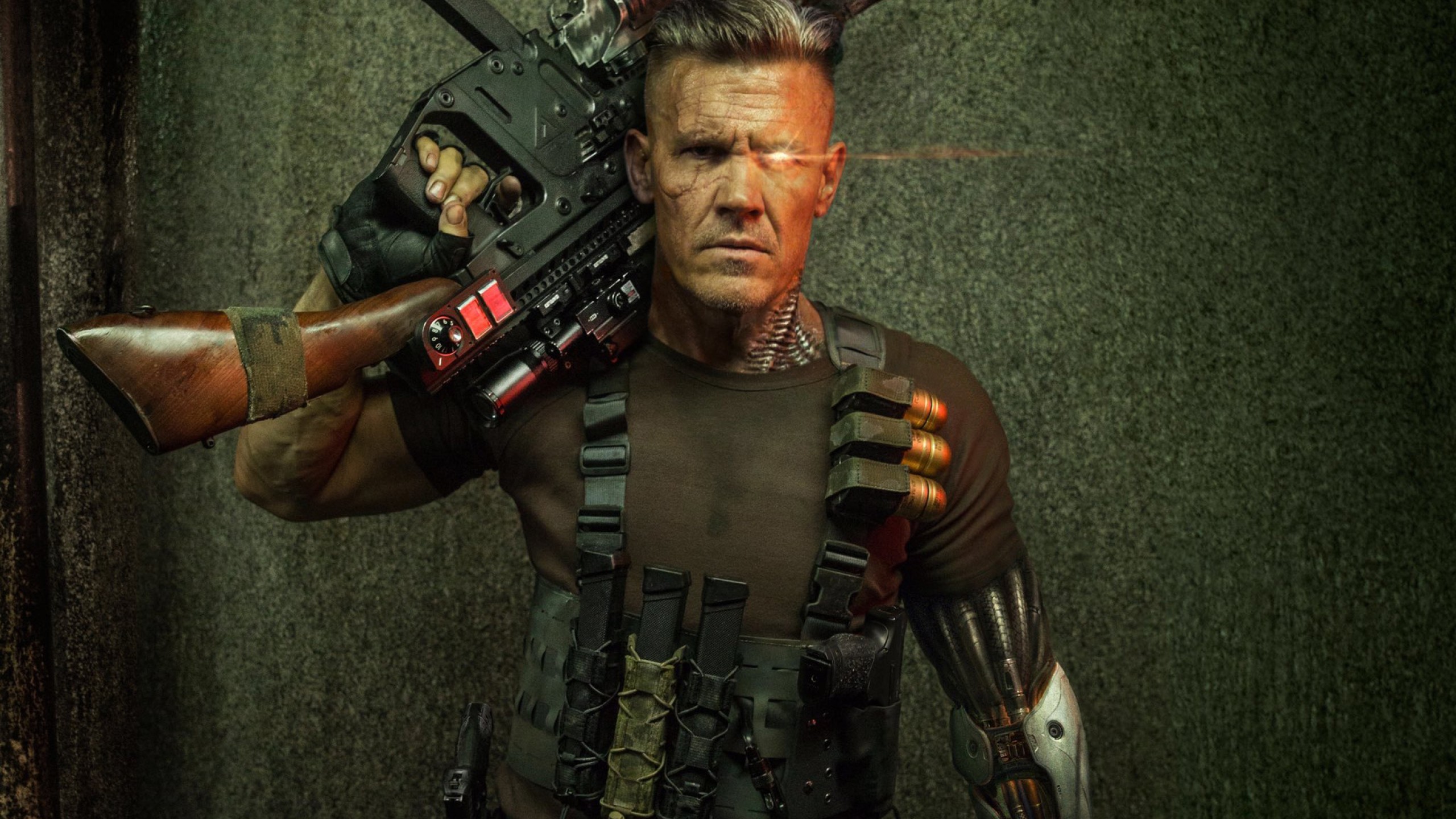 Data-src - Cable Deadpool - HD Wallpaper 