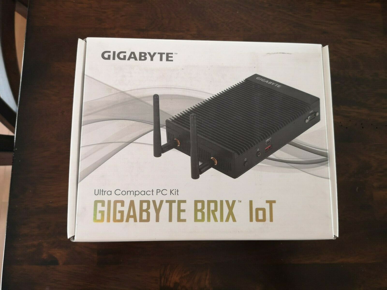 Gigabyte - HD Wallpaper 
