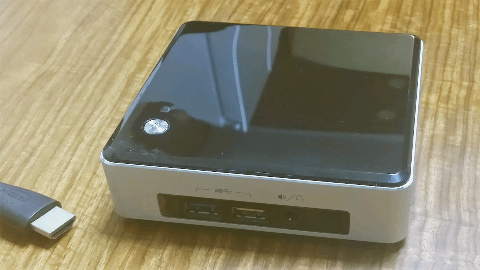 Intel Nuc 5i5ryk Next Unit Of Computing - Smartphone - HD Wallpaper 