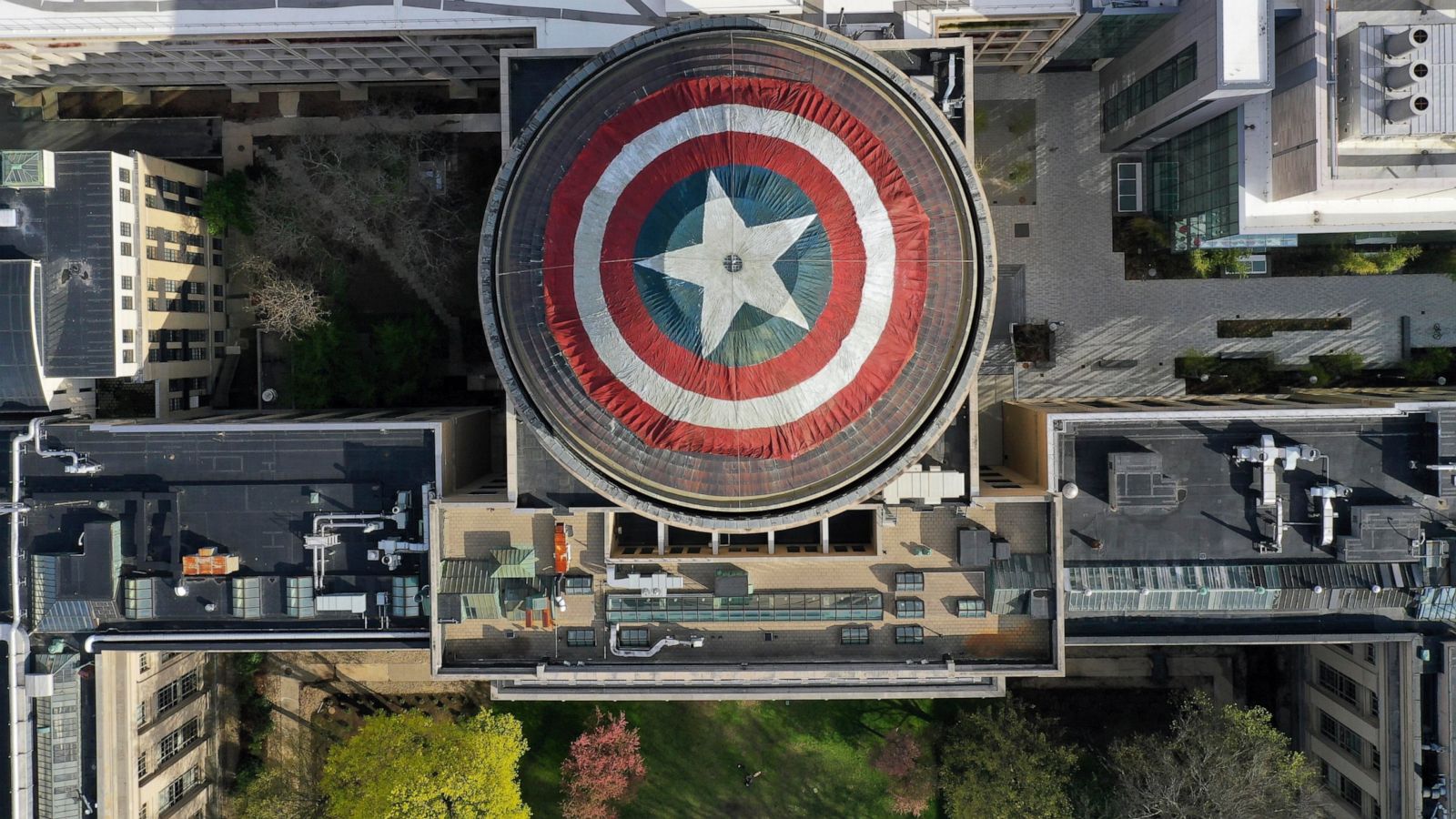 Mit Captain America - HD Wallpaper 