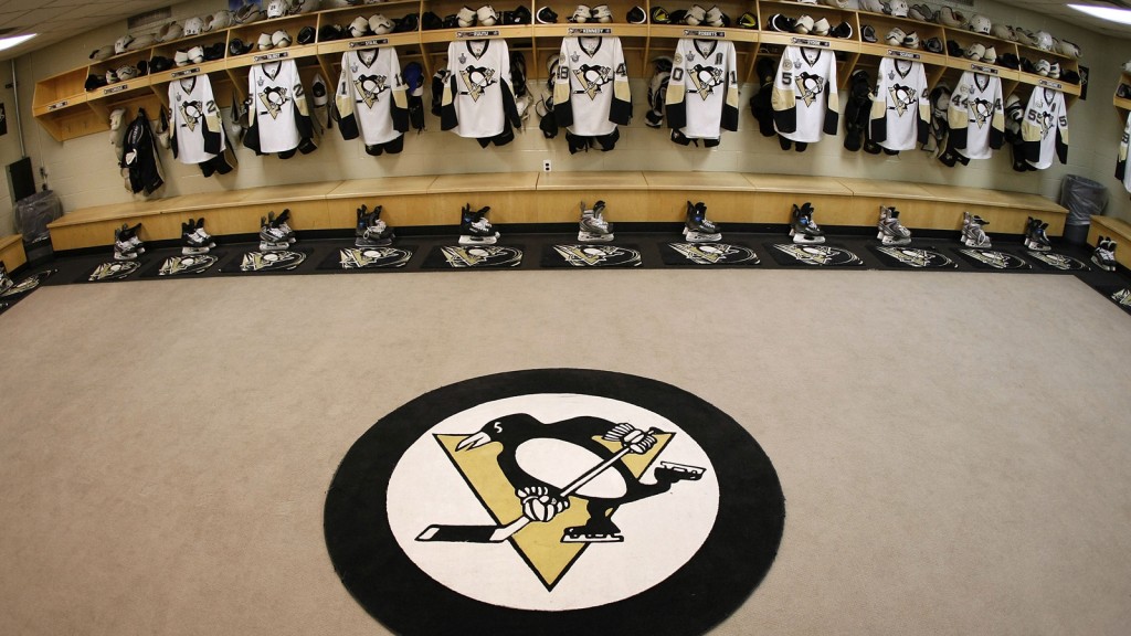 Pittsburgh Penguins Locker Room Wallpaper - Pittsburgh Penguins Dressing Room - HD Wallpaper 