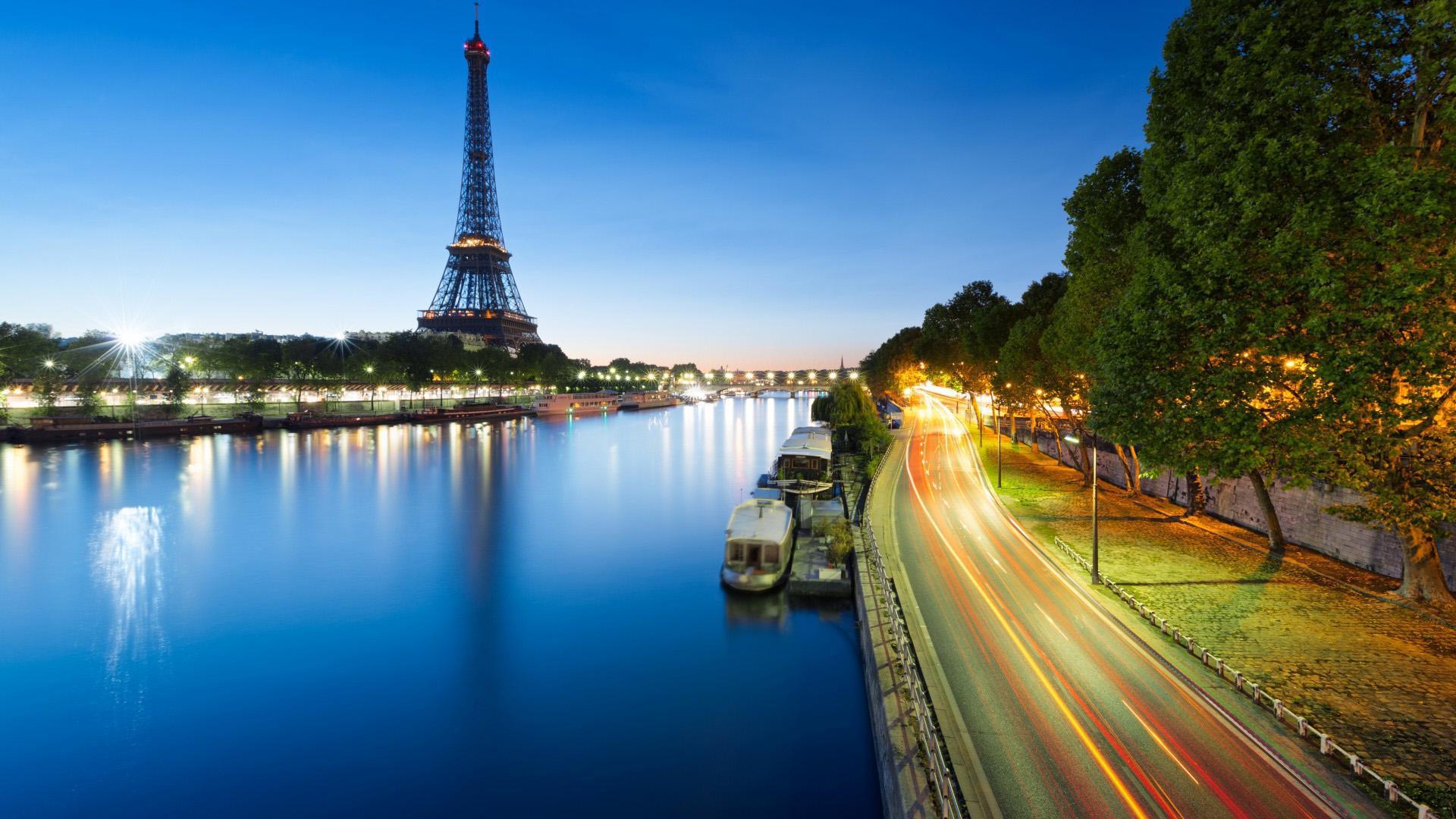 Hd Eiffel Tower In Paris, France Wallpaper - Прекрасная Франция - HD Wallpaper 