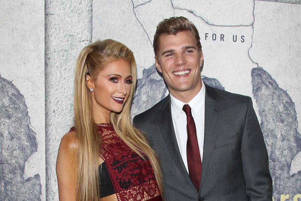 Paris Hilton And Chris Zylka - Chris Zylka - HD Wallpaper 