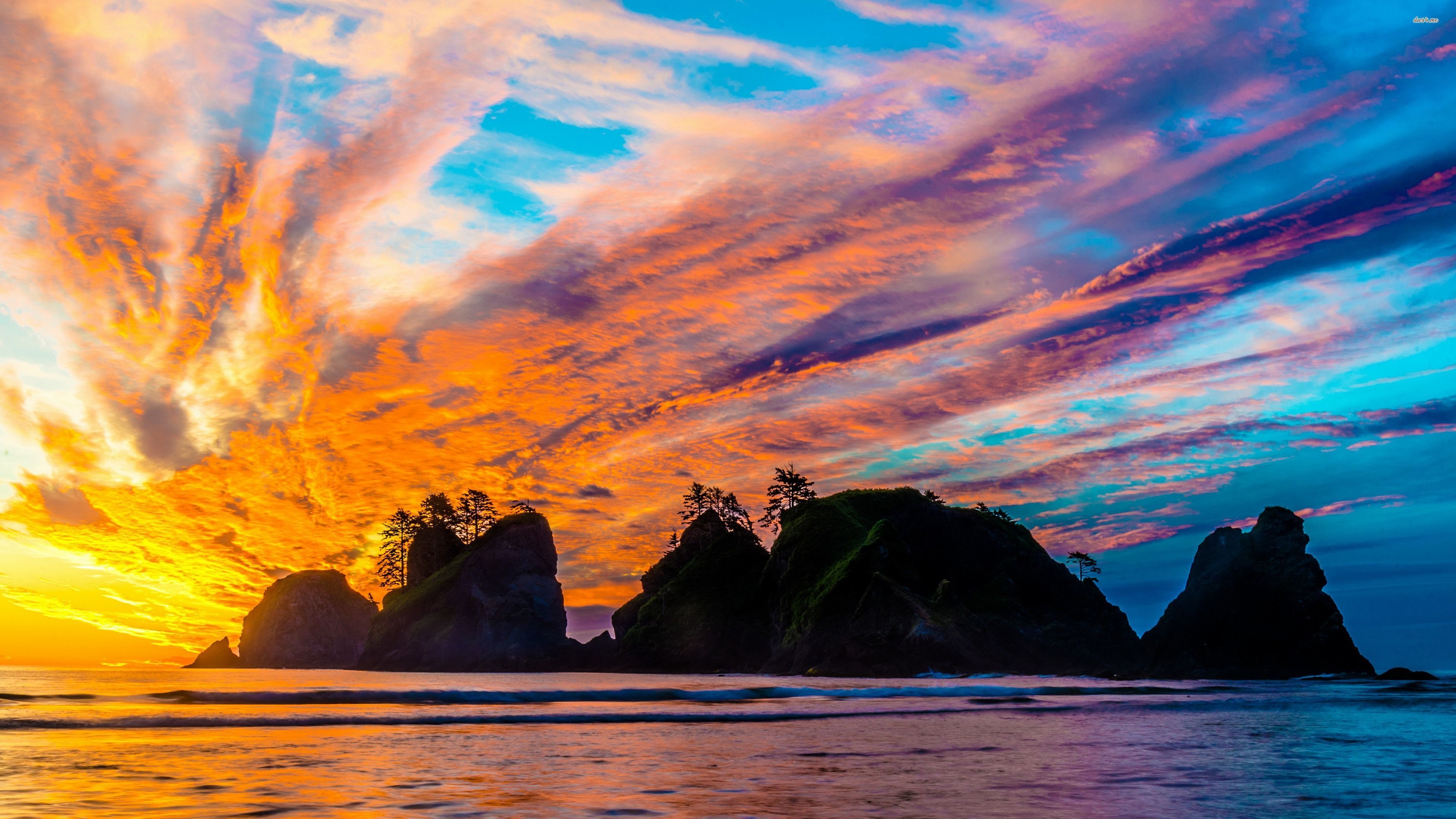 Sunset On An Island - HD Wallpaper 