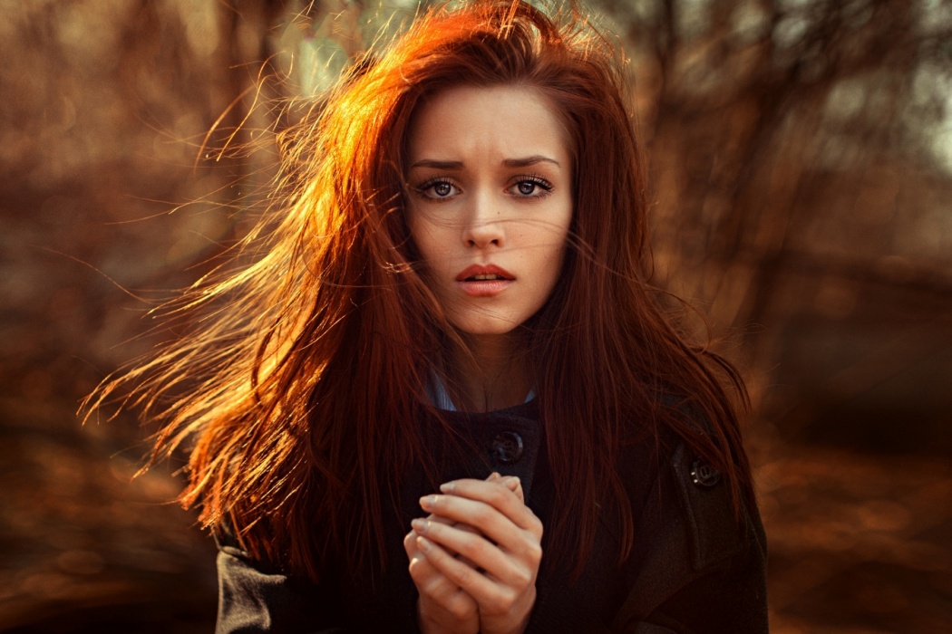 Pretty Girl With Very Sad Facial Expression - Sad Facial Expression Female - HD Wallpaper 