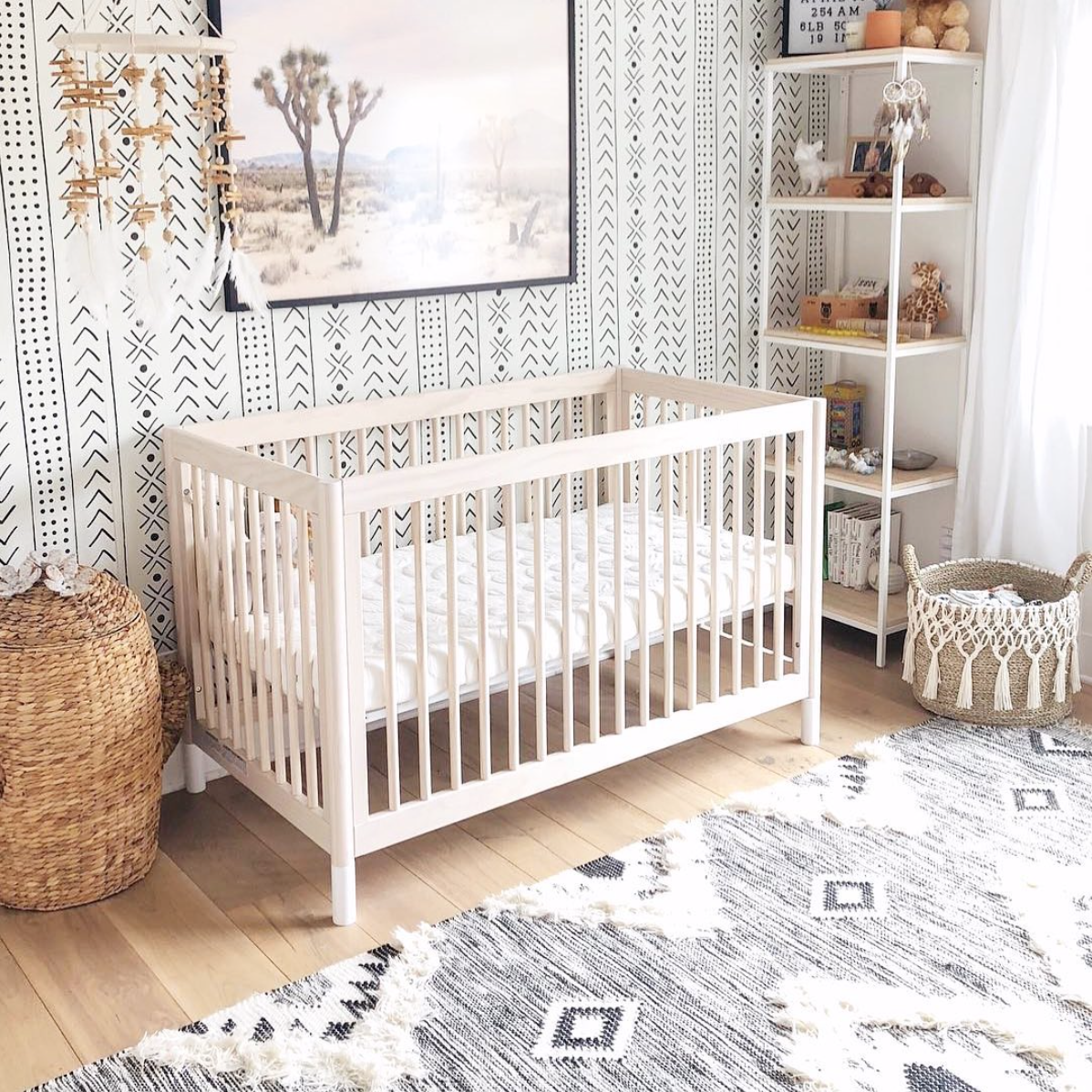 White Natural Nursery Decor - HD Wallpaper 