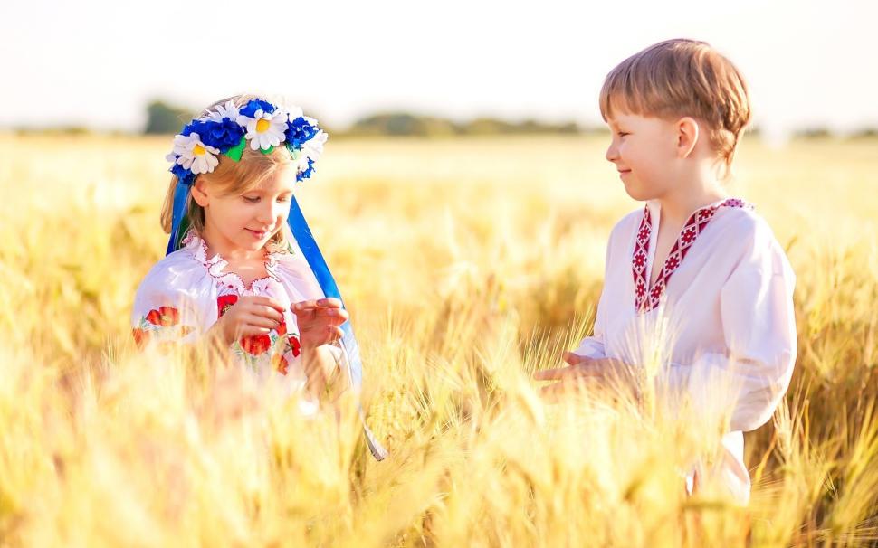 Ukraine, Children, Boy, Girl, Wheat Field Wallpaper,ukraine - Девочка И Мальчик Украинцы - HD Wallpaper 