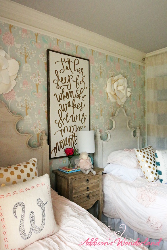 Winter S Big Girl Room 18l - Bedroom - HD Wallpaper 