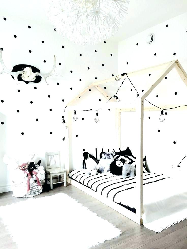 Kid Room Wall Decor Art For Toddlers Floor Appealing - Black And White Polka Dot Nursery - HD Wallpaper 