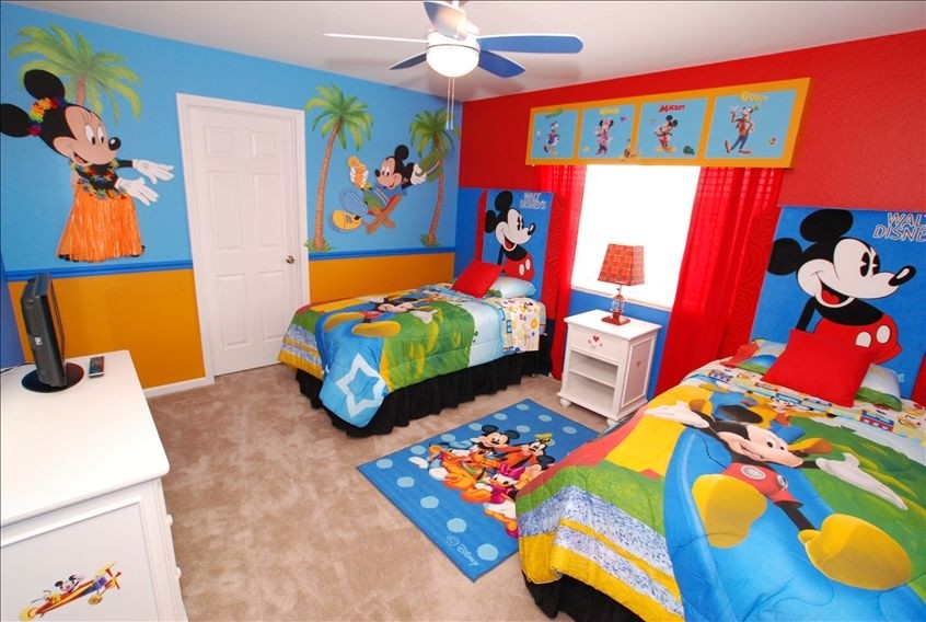 Mickey Mouse Toddler Bedding 846x568 Wallpaper Teahub Io