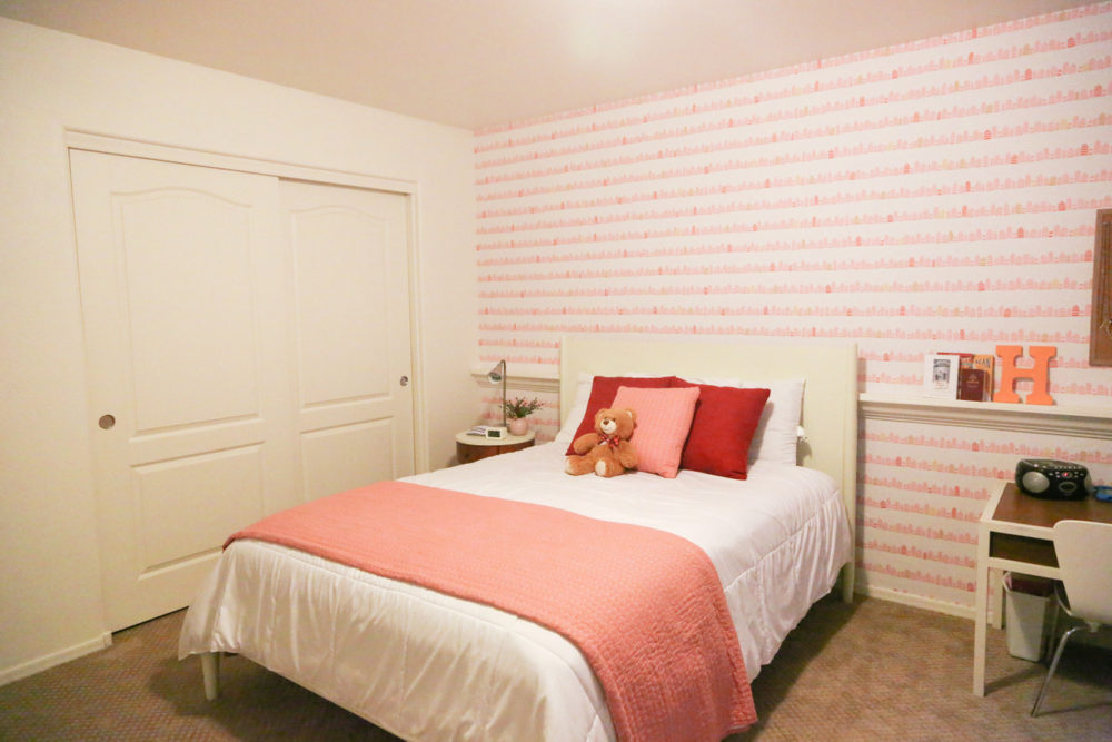 A Little Girl Room With Wallpaper From Spoonflower - Bedroom - HD Wallpaper 