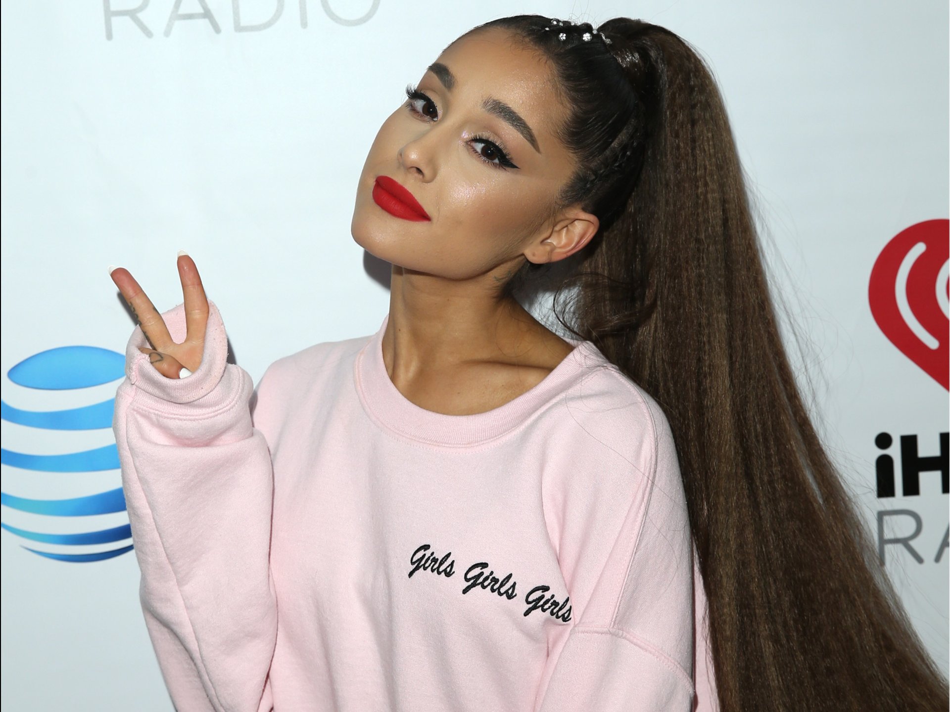 Ariana Grande Recent - 1920x1440 Wallpaper - teahub.io