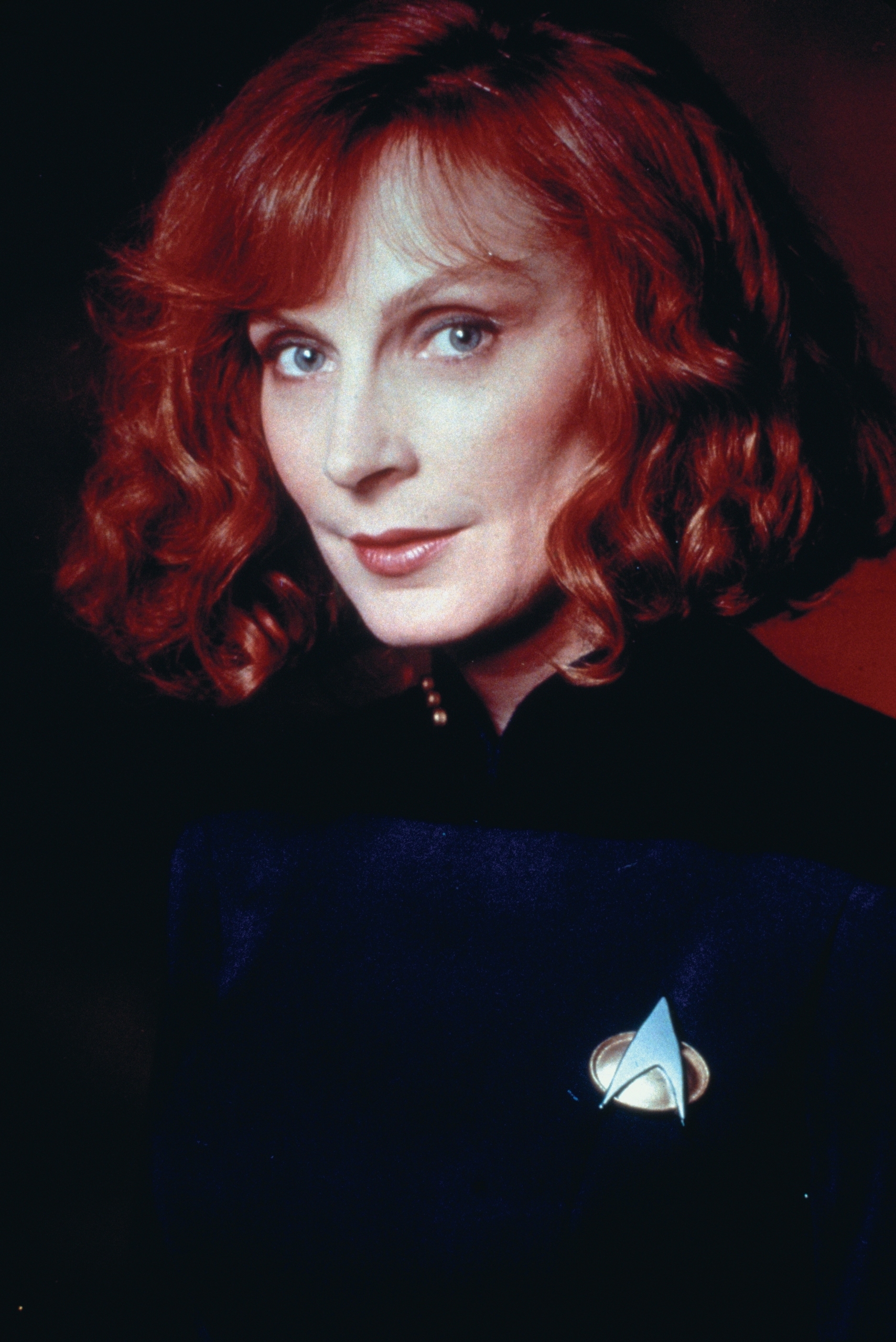 Star Trek Next Generation Beverly Crusher - Gates Mcfadden - HD Wallpaper 