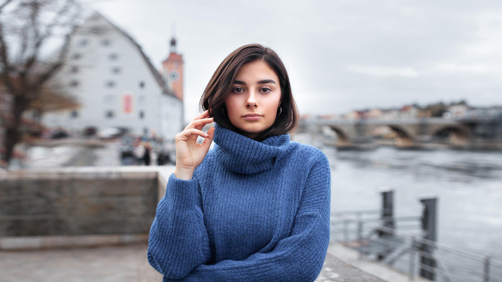 Turtlenecks Girl - HD Wallpaper 