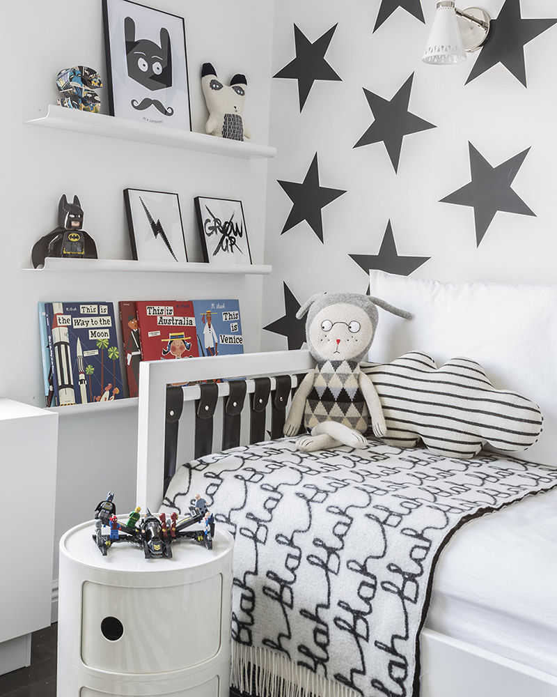 Black And White Kids Wallpaper - Black And White Little Boys Bedroom - HD Wallpaper 