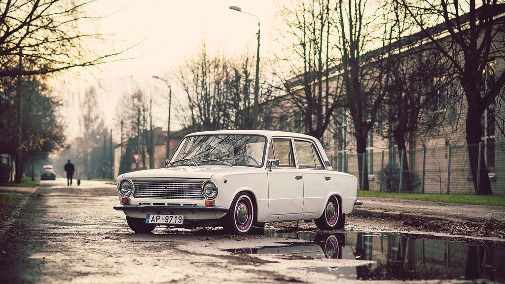Lada Hd - HD Wallpaper 