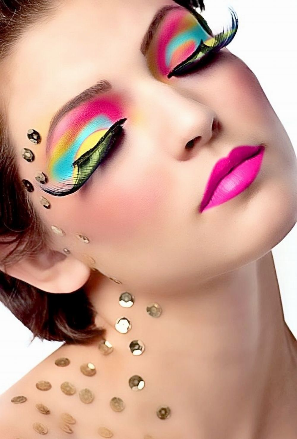 Beautiful Model Eye Makeup - 1000x1475 Wallpaper 