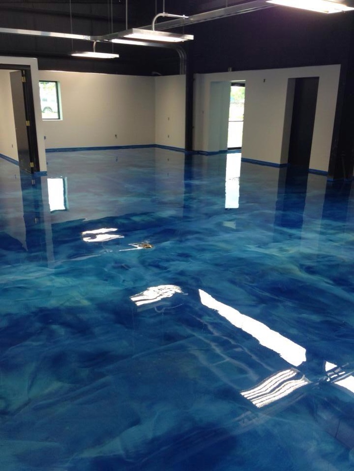 Lantai Rumah Bertema Laut © 2018 Brilio - Stained Concrete Floors Blue - HD Wallpaper 