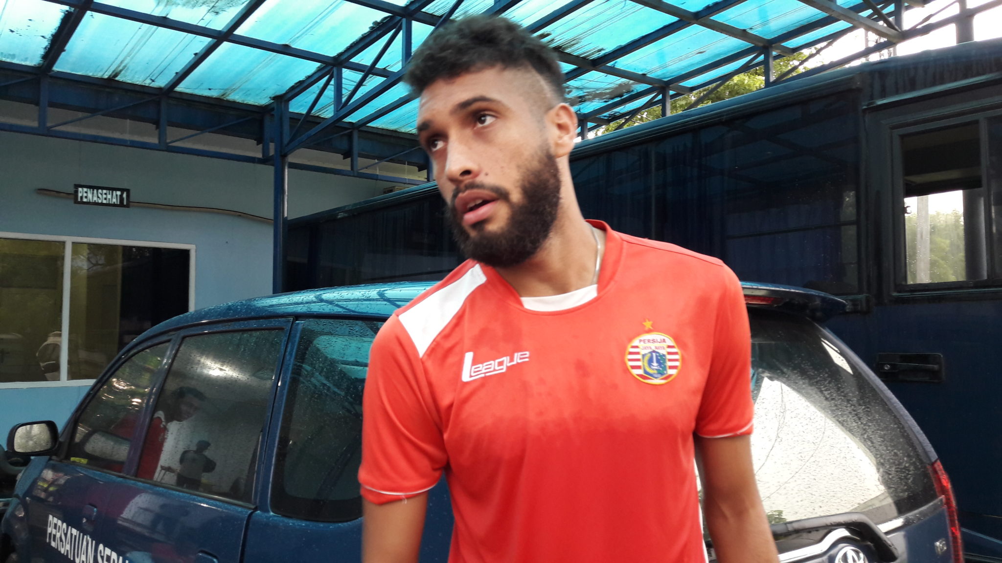 Wallpaper Madura United - City Car - HD Wallpaper 