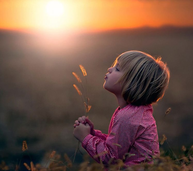 احيانا الروح تحتاج الى روح ترد اليه الروح - HD Wallpaper 